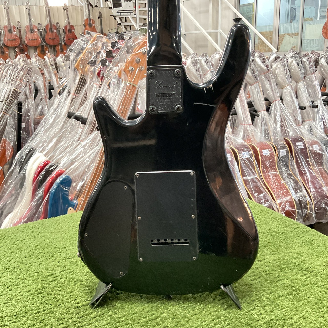 กีต้าร์ไฟฟ้า Samick