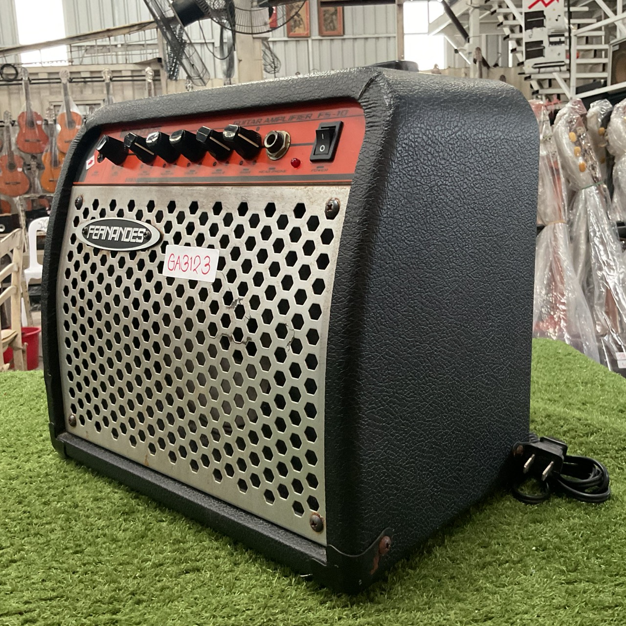 แอมป์กีต้าร์ FERNANDES : FS-15