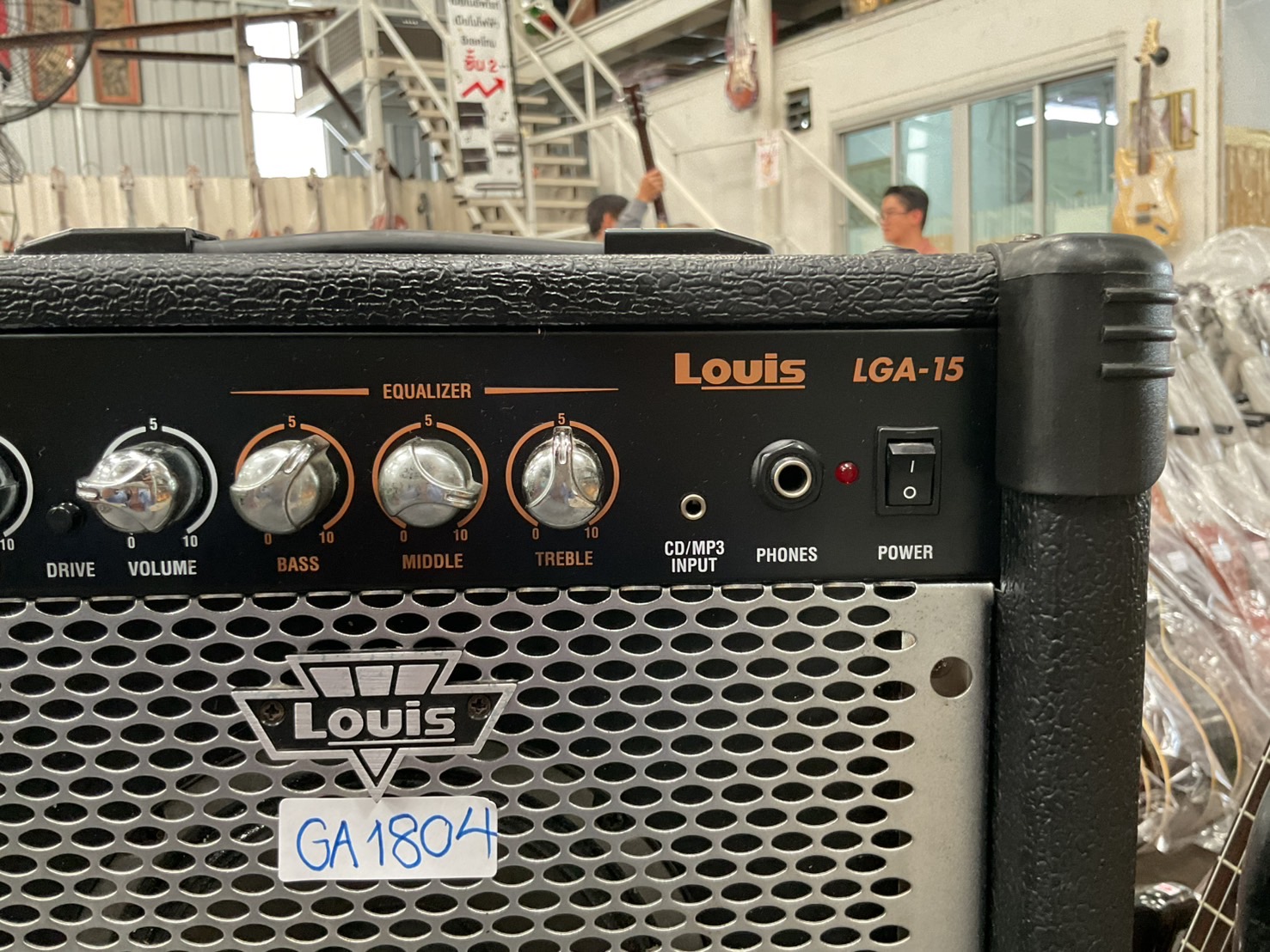 แอมป์กีต้าร์ LOUIS : LGA-15