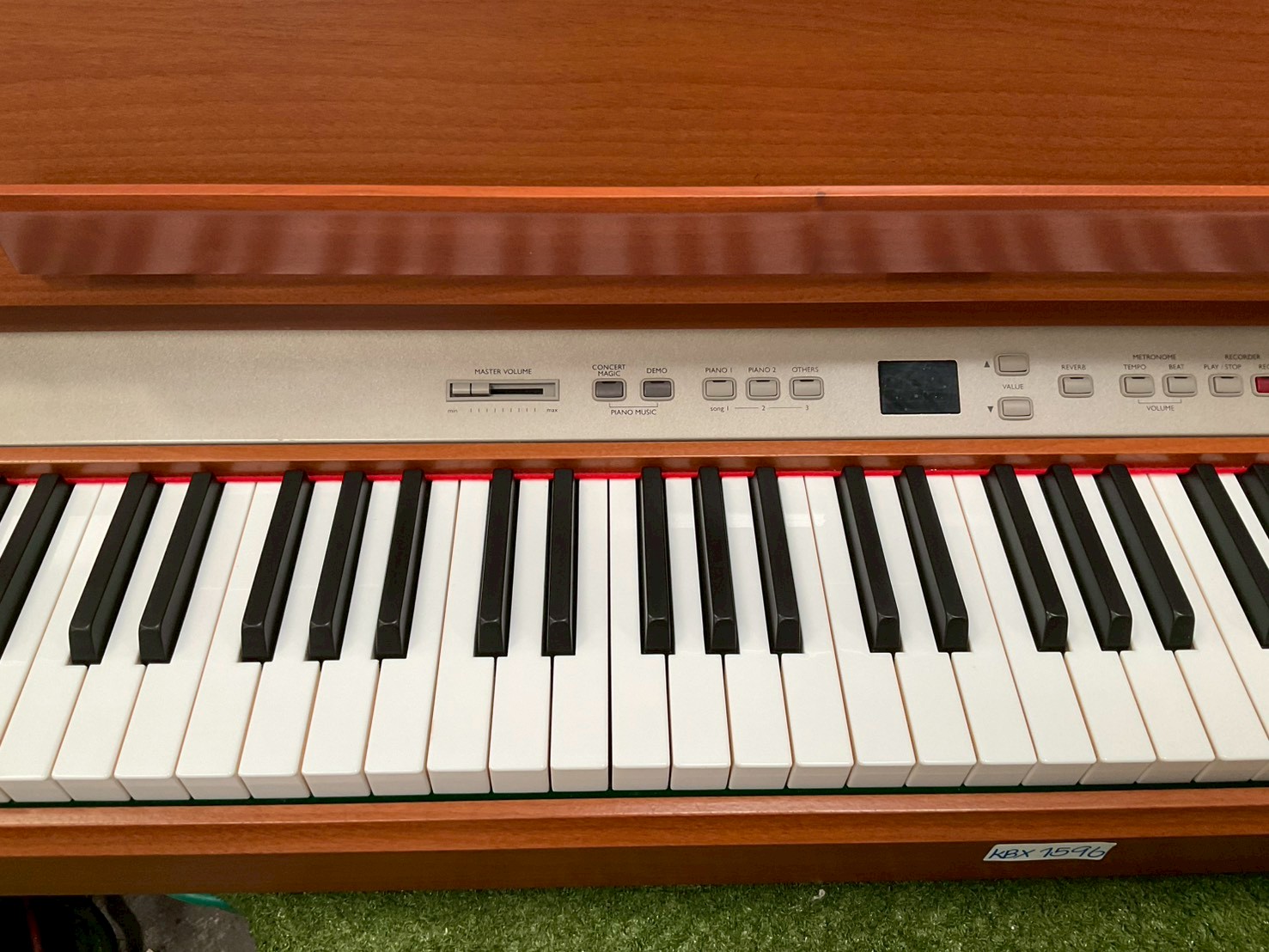 เปียโน KAWAI : L51 สินค้าไม่พร้อมใช้งาน (ต้องซ่อม)