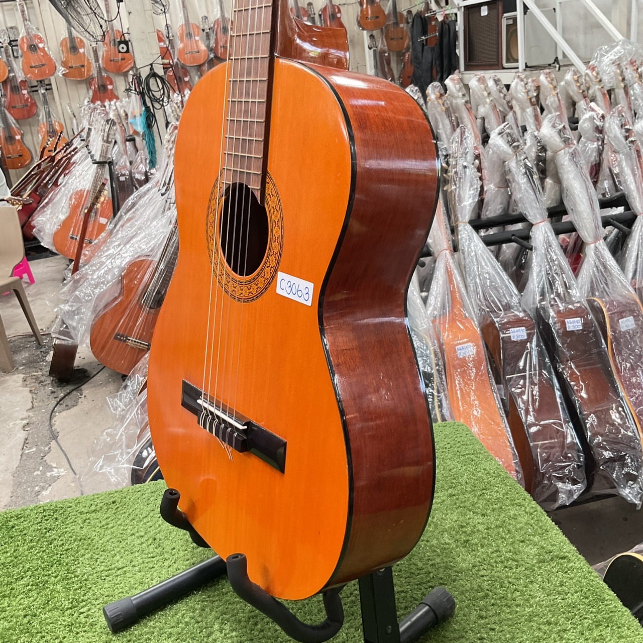 กีต้าร์คลาสสิค Aria : A 573