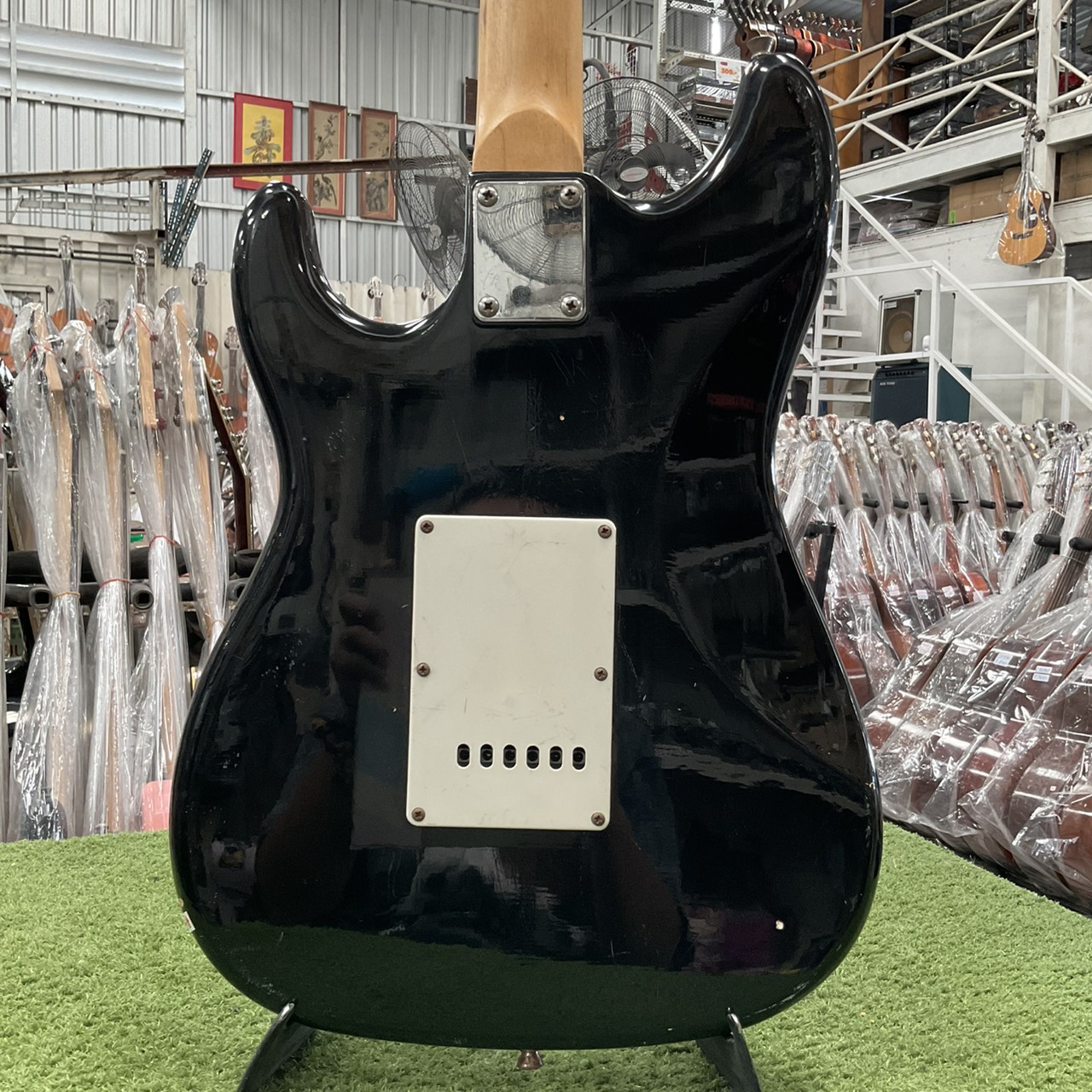 กีต้าร์ไฟฟ้า No Brand