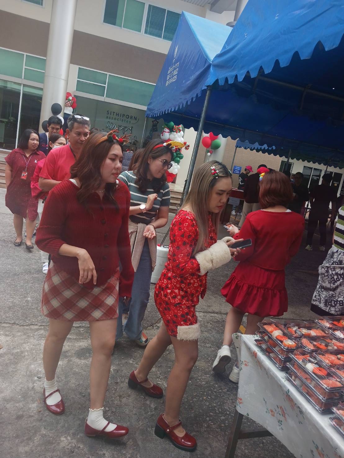 รับจัดเลี้ยงนอกสถานที่ Outdoor งานเลี้ยงบริษัท งานเลี้ยงปีใหม่ 2025