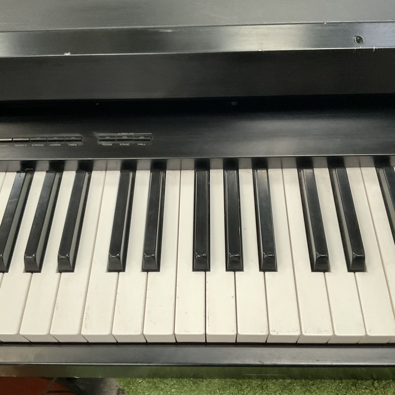 เปียโน KORG : C-5000 สินค้าไม่พร้อมใช้งาน (ต้องซ่อม)