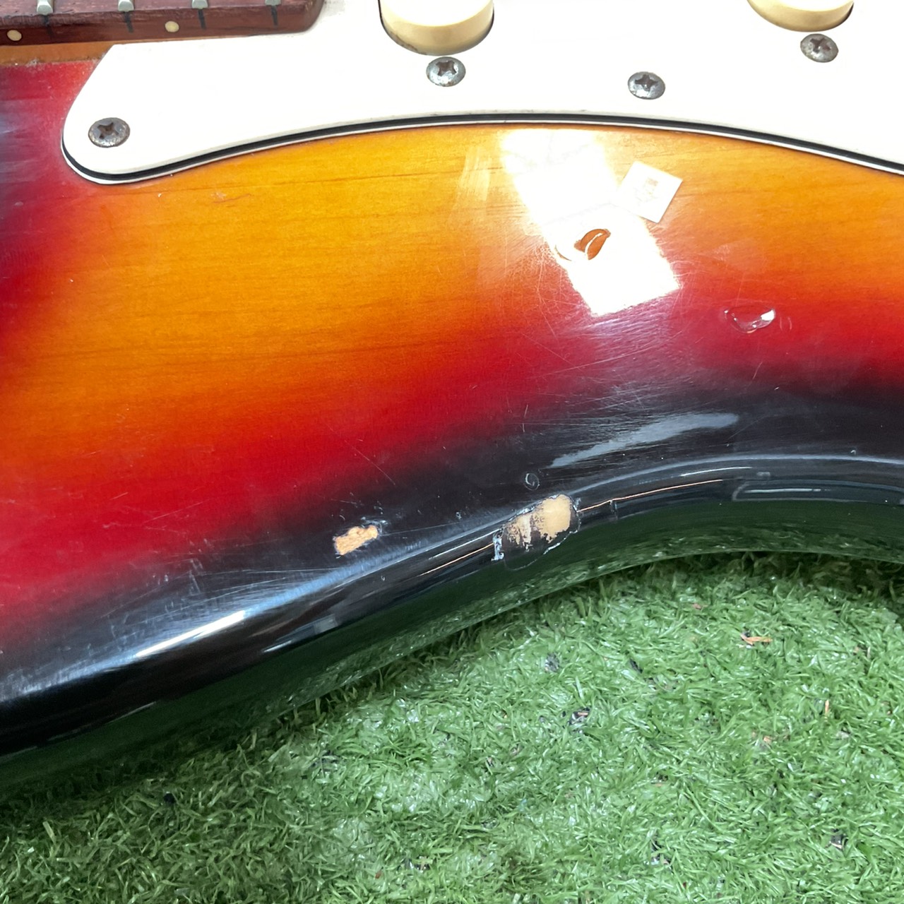 กีต้าร์ไฟฟ้า PhotoGenic