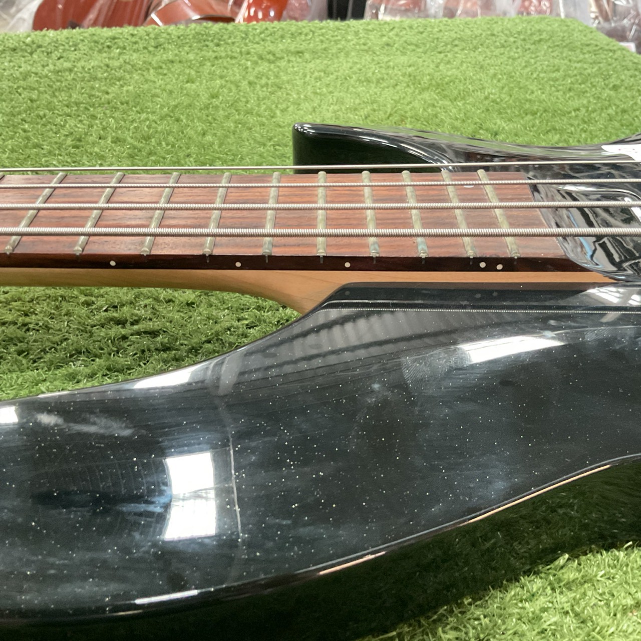 กีต้าร์เบส Aria Pro II