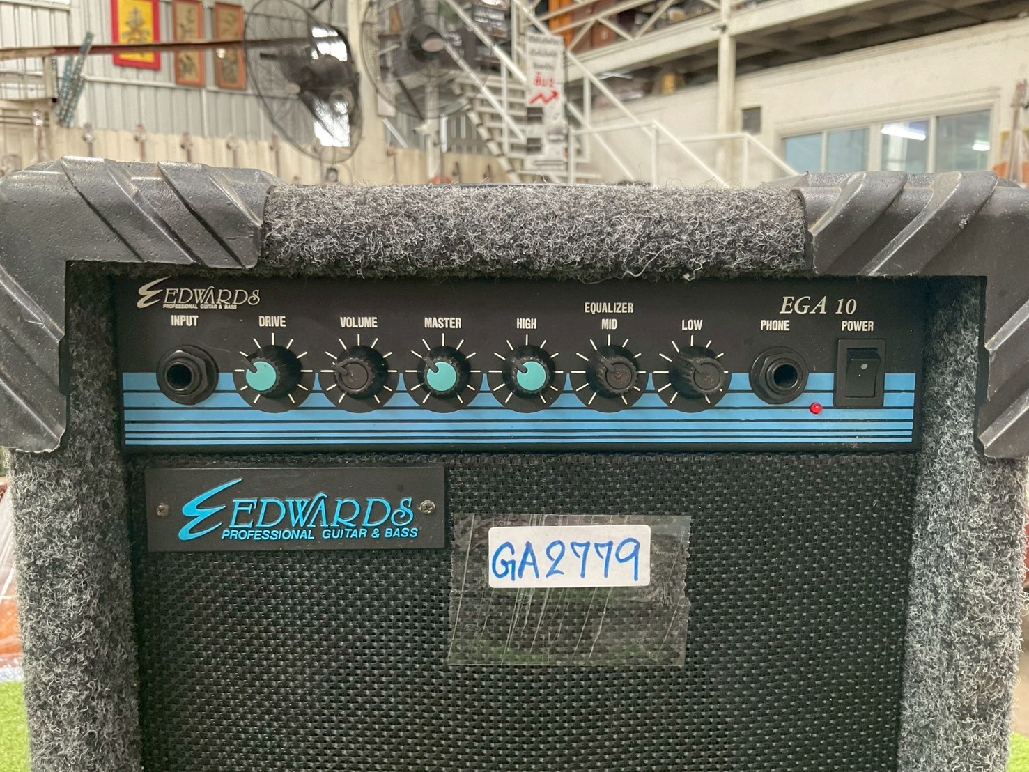 แอมป์กีต้าร์และเบส EDWARDS : EGA10