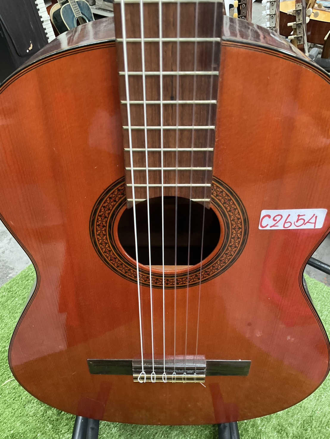 กีต้าร์คลาสสิค YAMAHA : G-85D