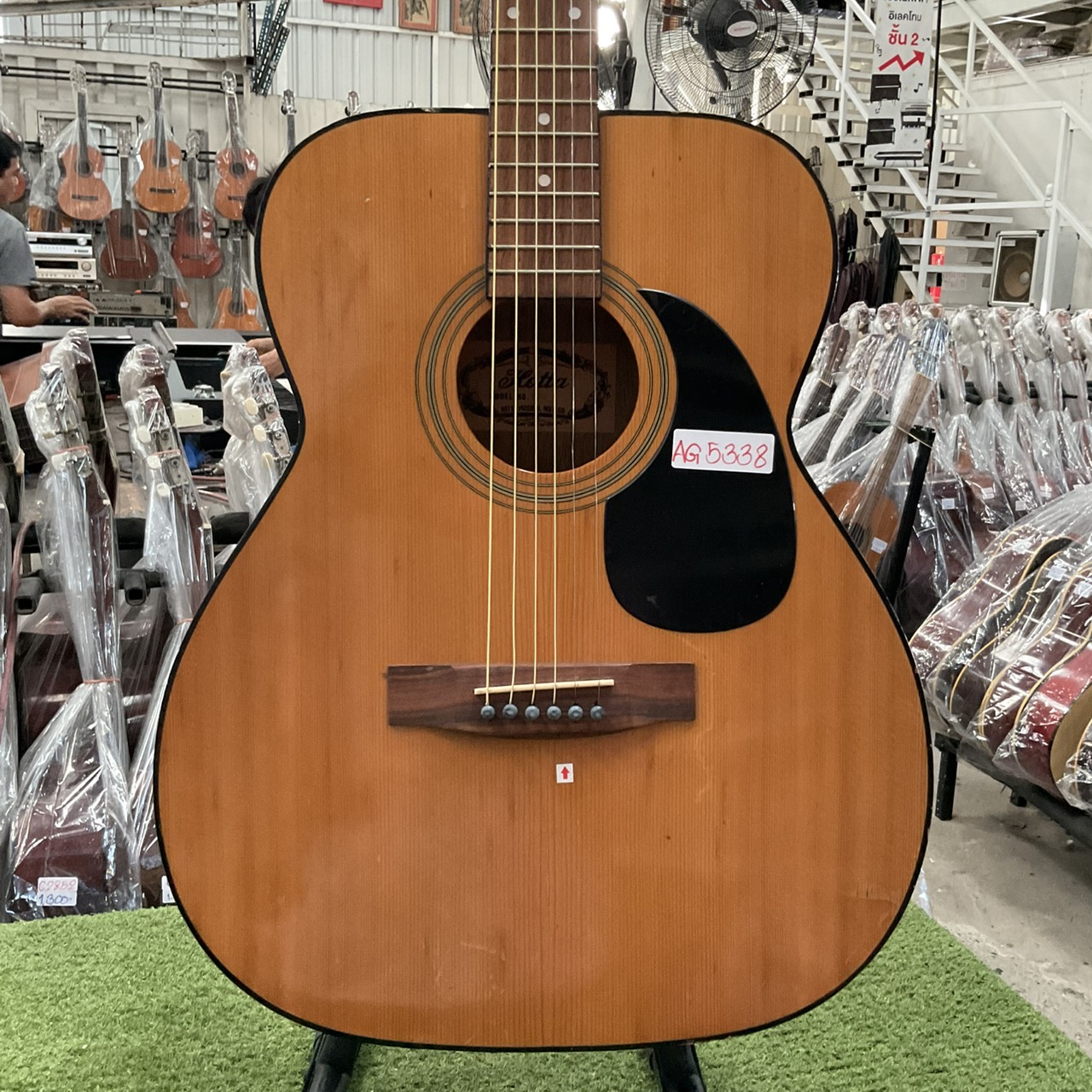 กีต้าร์โปร่ง Hotta : No.100