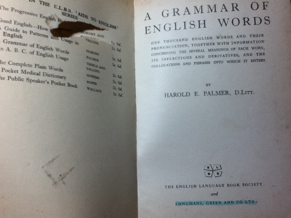 An A.B.C. of English Usage และ A Grammar of English Words