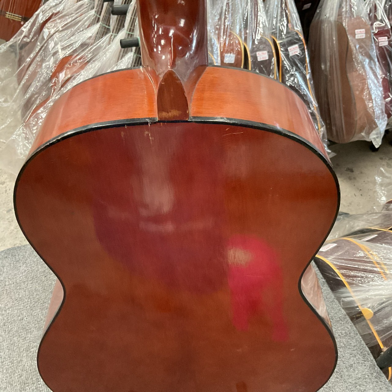 กีต้าร์คลาสสิค TAKARA