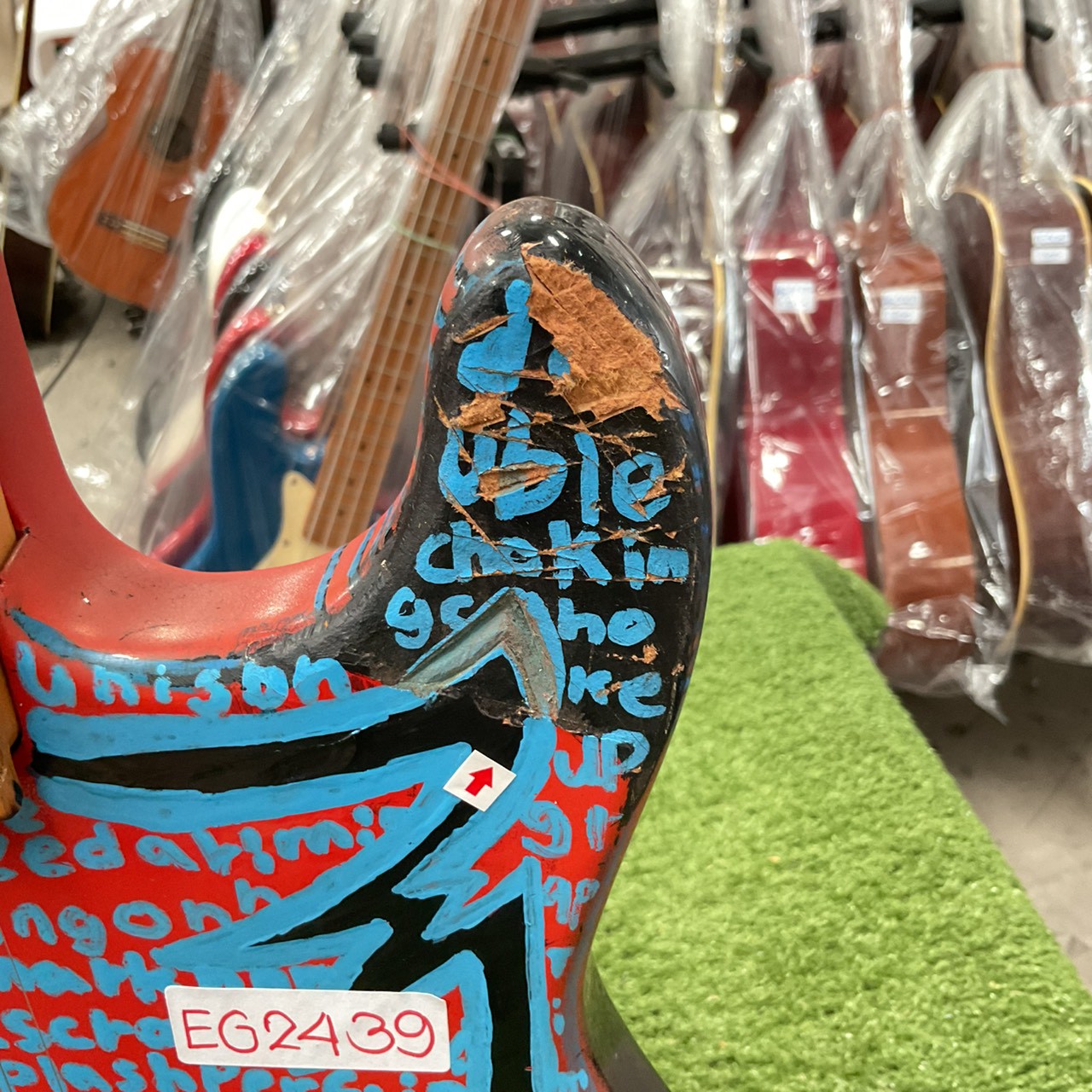 กีต้าร์ไฟฟ้า Photogenic