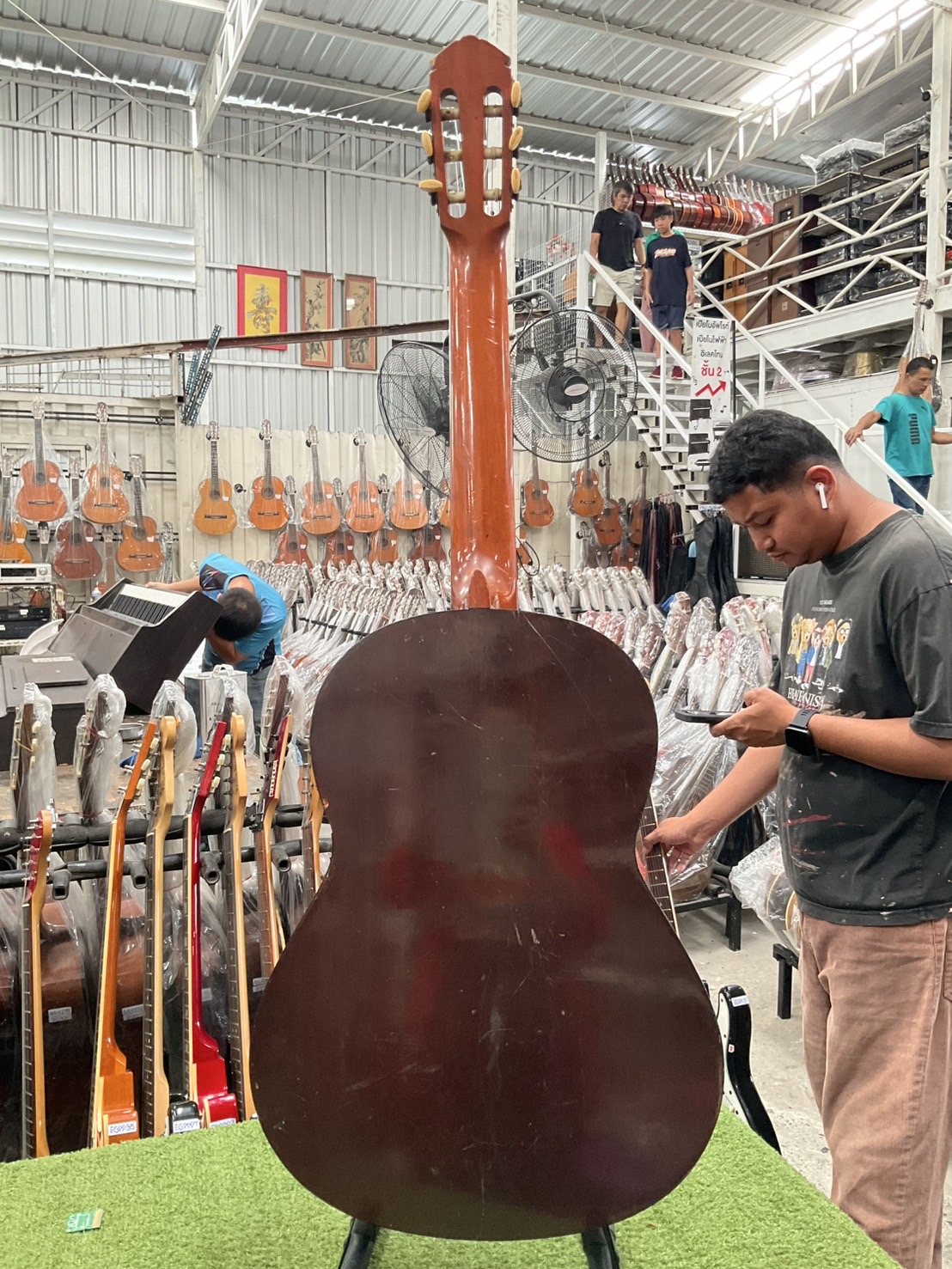 กีต้าร์คลาสสิค YAMAHA : G-70D