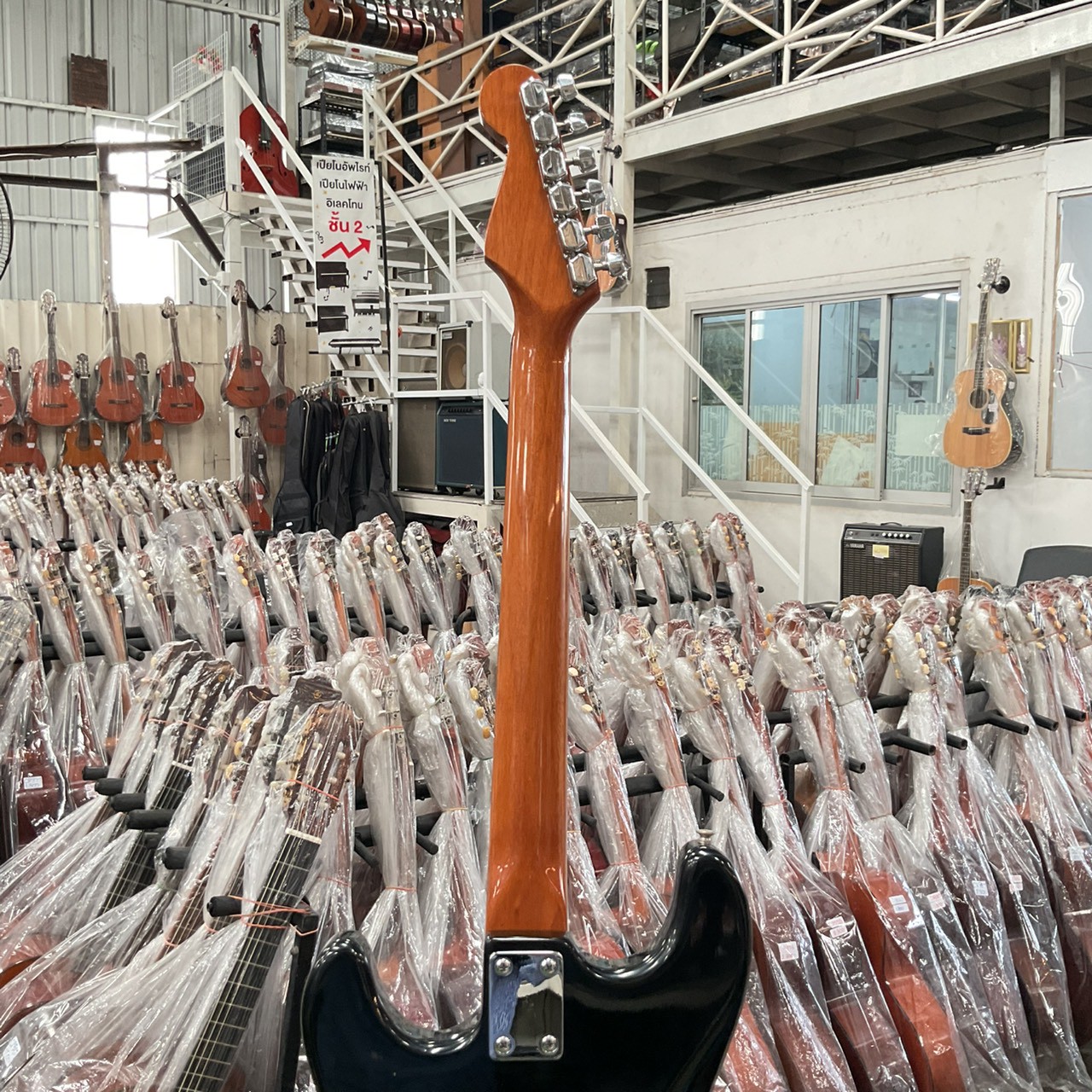 กีต้าร์ไฟฟ้า Tomson