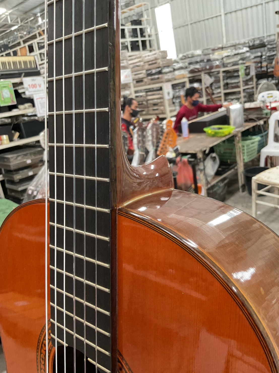 กีต้าร์คลาสสิค YAMAHA : C-325