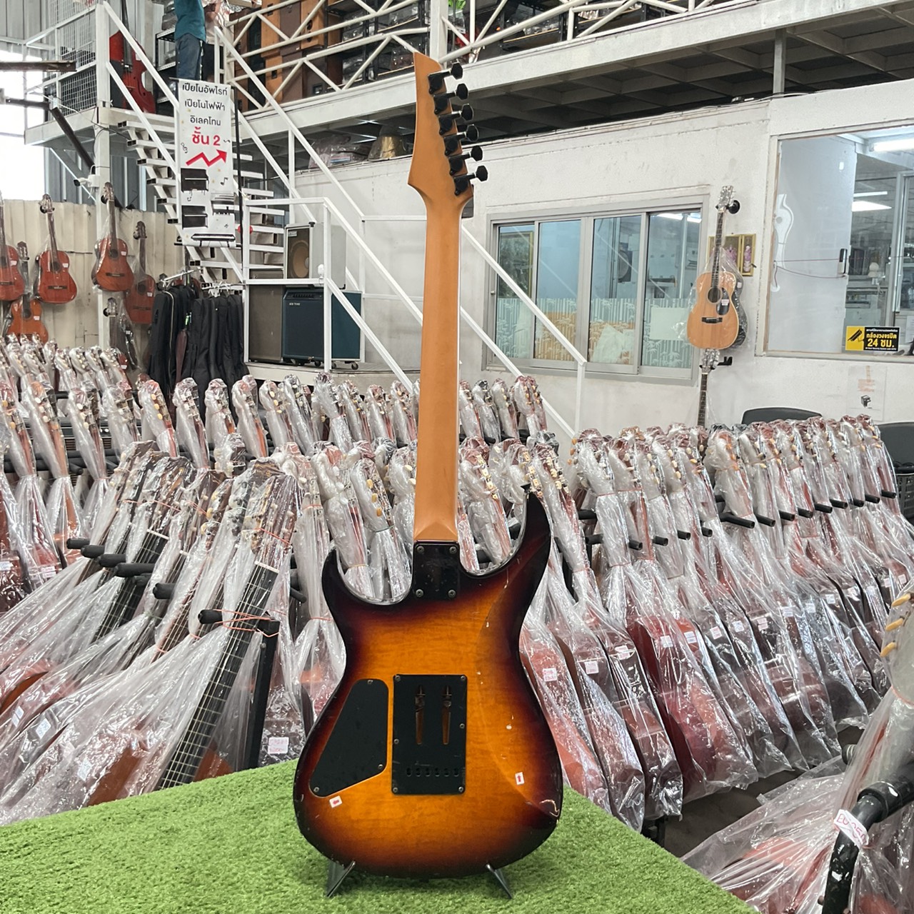 กีต้าร์ไฟฟ้า FERNANDES