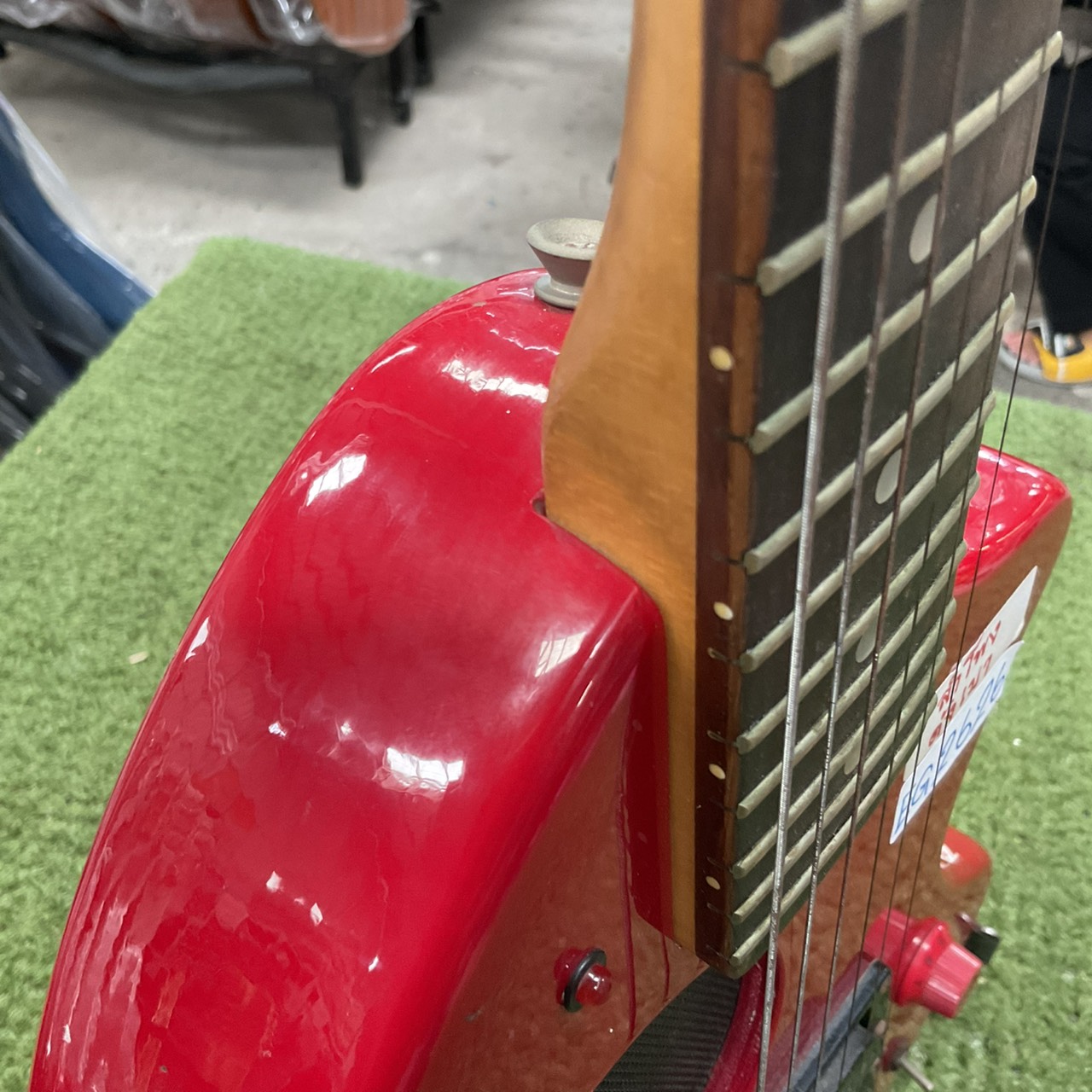 กีต้าร์ไฟฟ้า FERNANDES