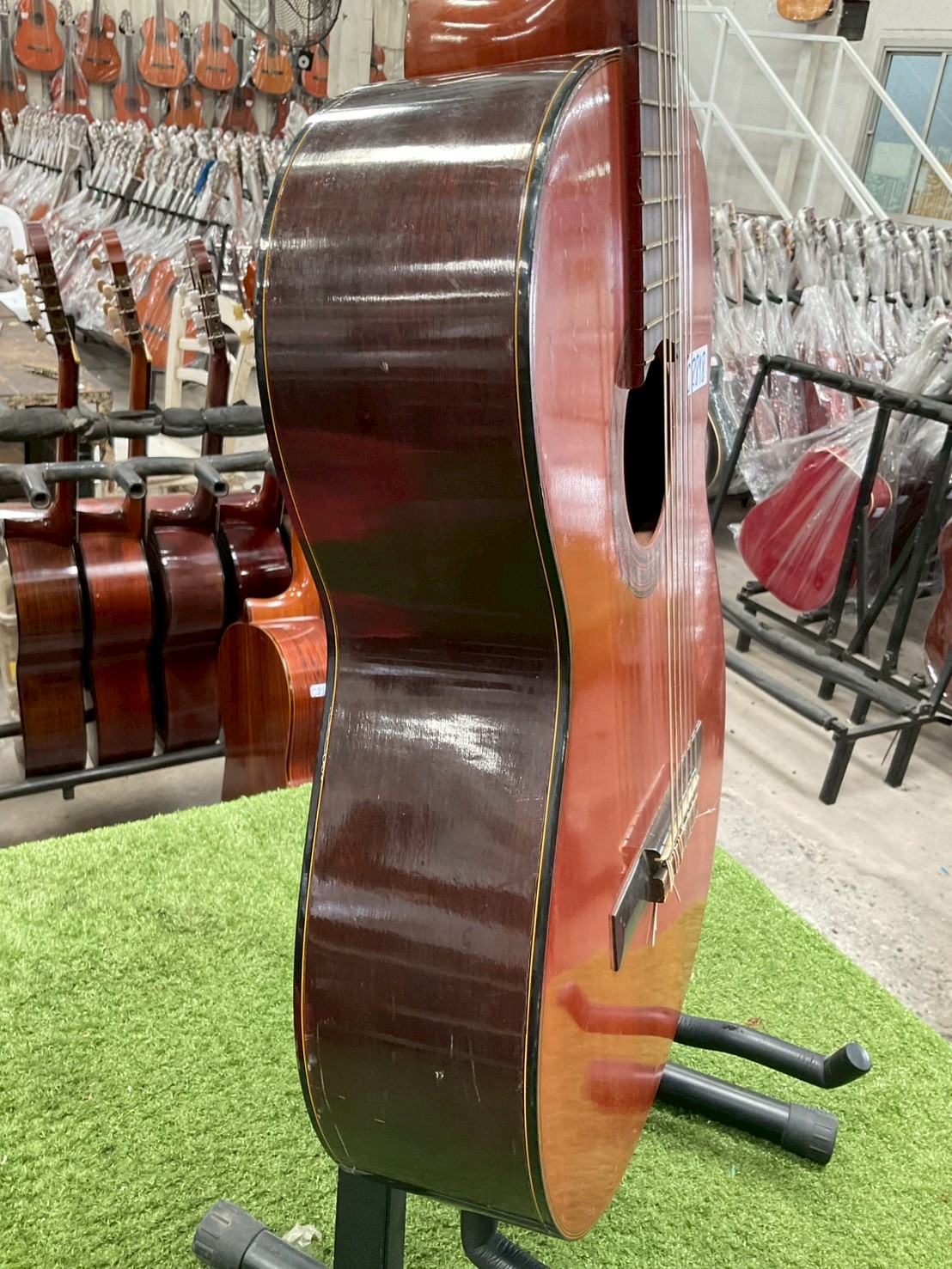 กีต้าร์คลาสสิค YAMAHA : G-70D