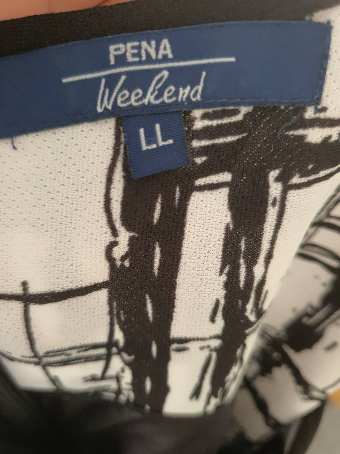 FF05942 เดรสแฟชั่น สีขาวลายดำ แบรนด์ PENA WEEKEND อก 34-36 นิ้ว