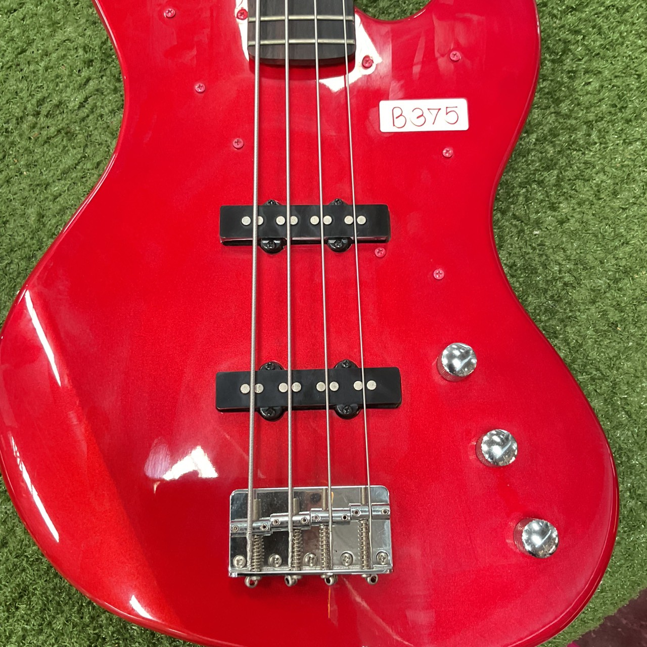 กีต้าร์เบส PlayTech