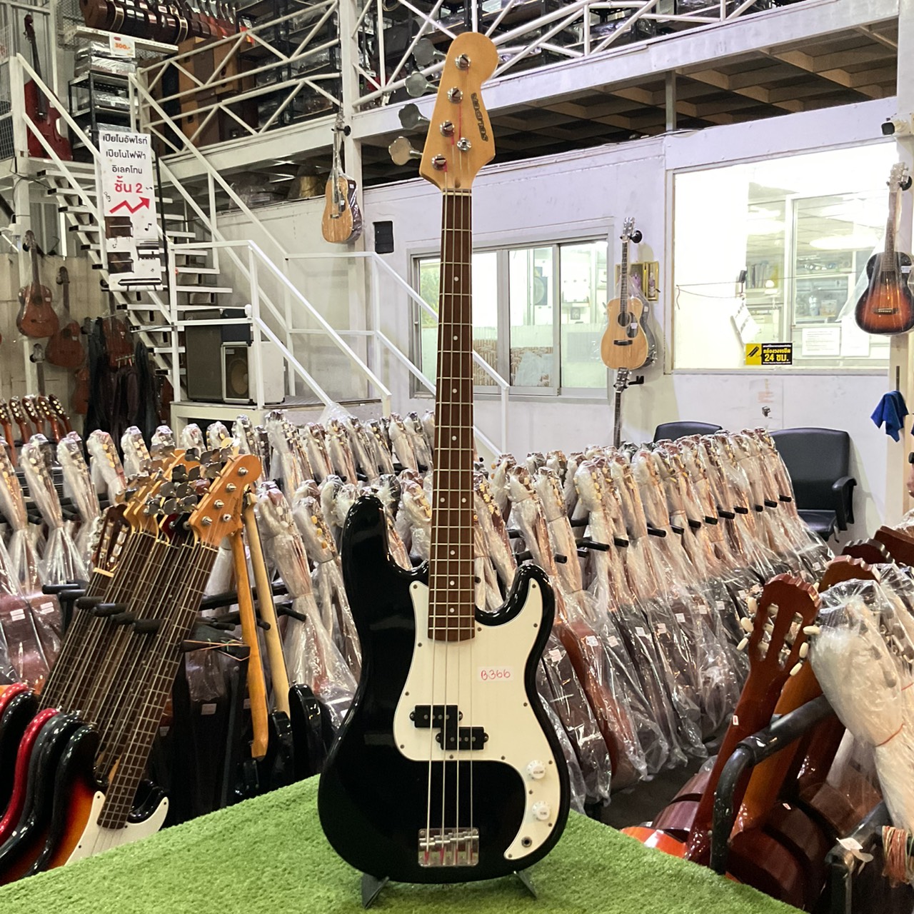 กีต้าร์เบส SELDER