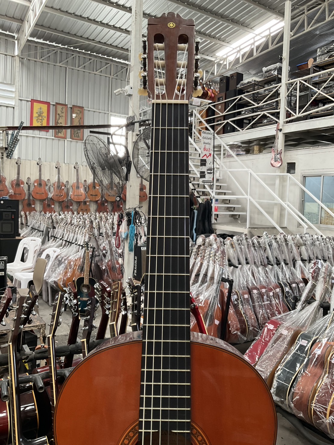 กีต้าร์คลาสสิค YAMAHA : C-200A