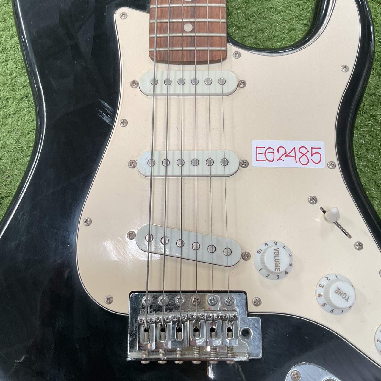 กีต้าร์ไฟฟ้า SELDER