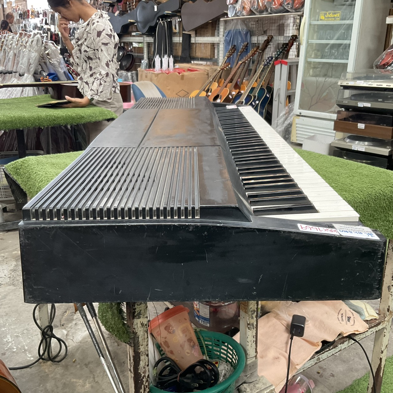 เปียโน CASIO : CDP-3000A สินค้าไม่พร้อมใช้งาน (ต้องซ่อม)