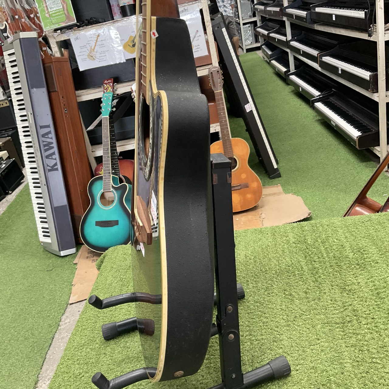 กีต้าร์โปร่งไฟฟ้า K-Garage : EA-400