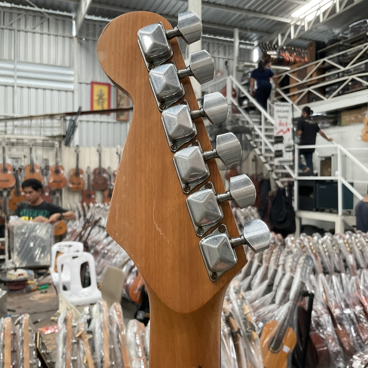 กีต้าร์ไฟฟ้า Photogenic : TRADITIONAL