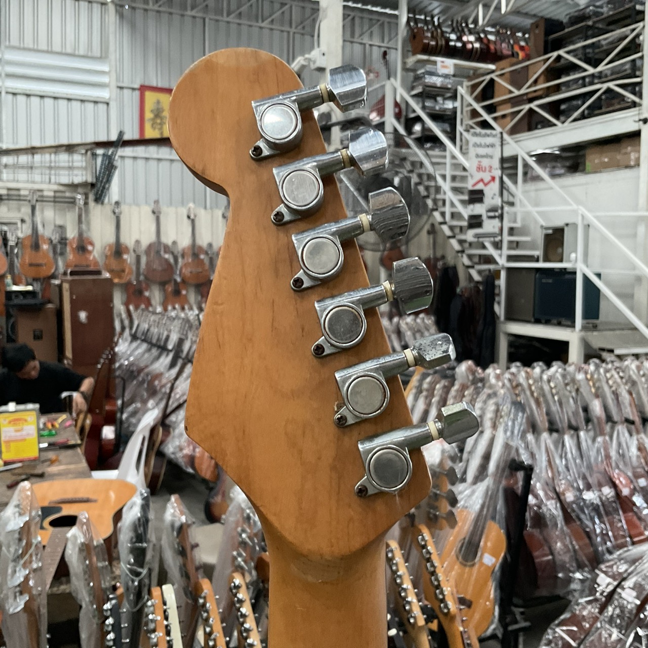 กีต้าร์ไฟฟ้า Photogenic