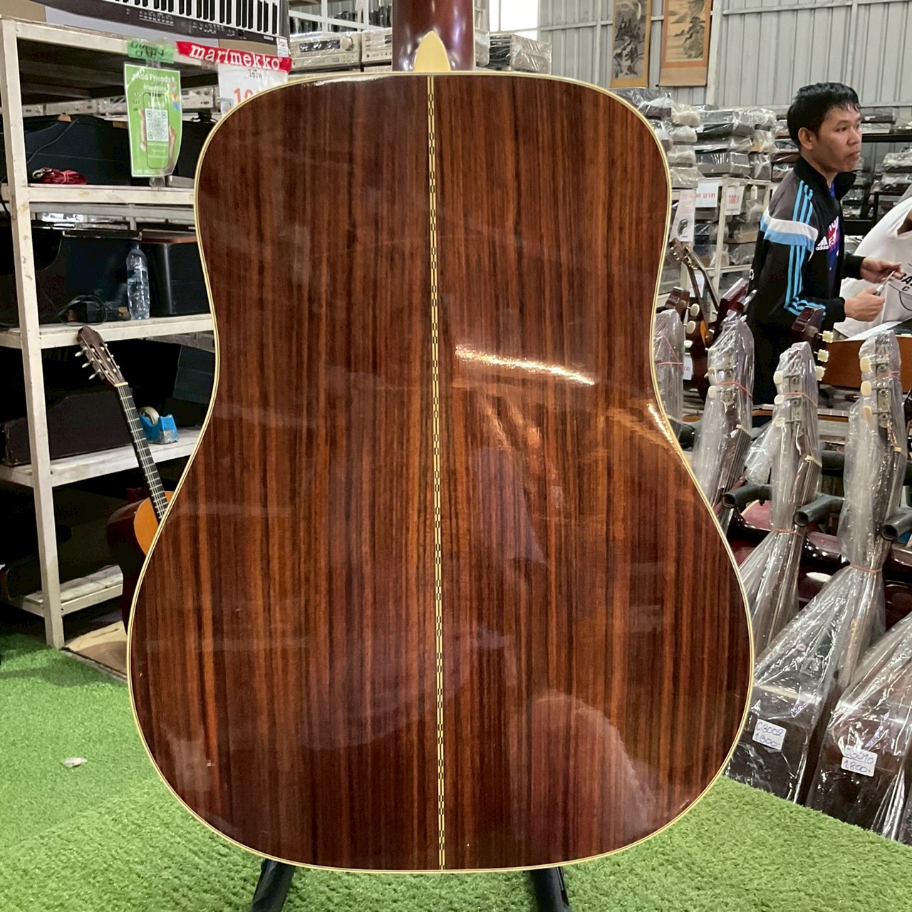 กีต้าร์โปร่ง Morris : B-30 - 12 สาย