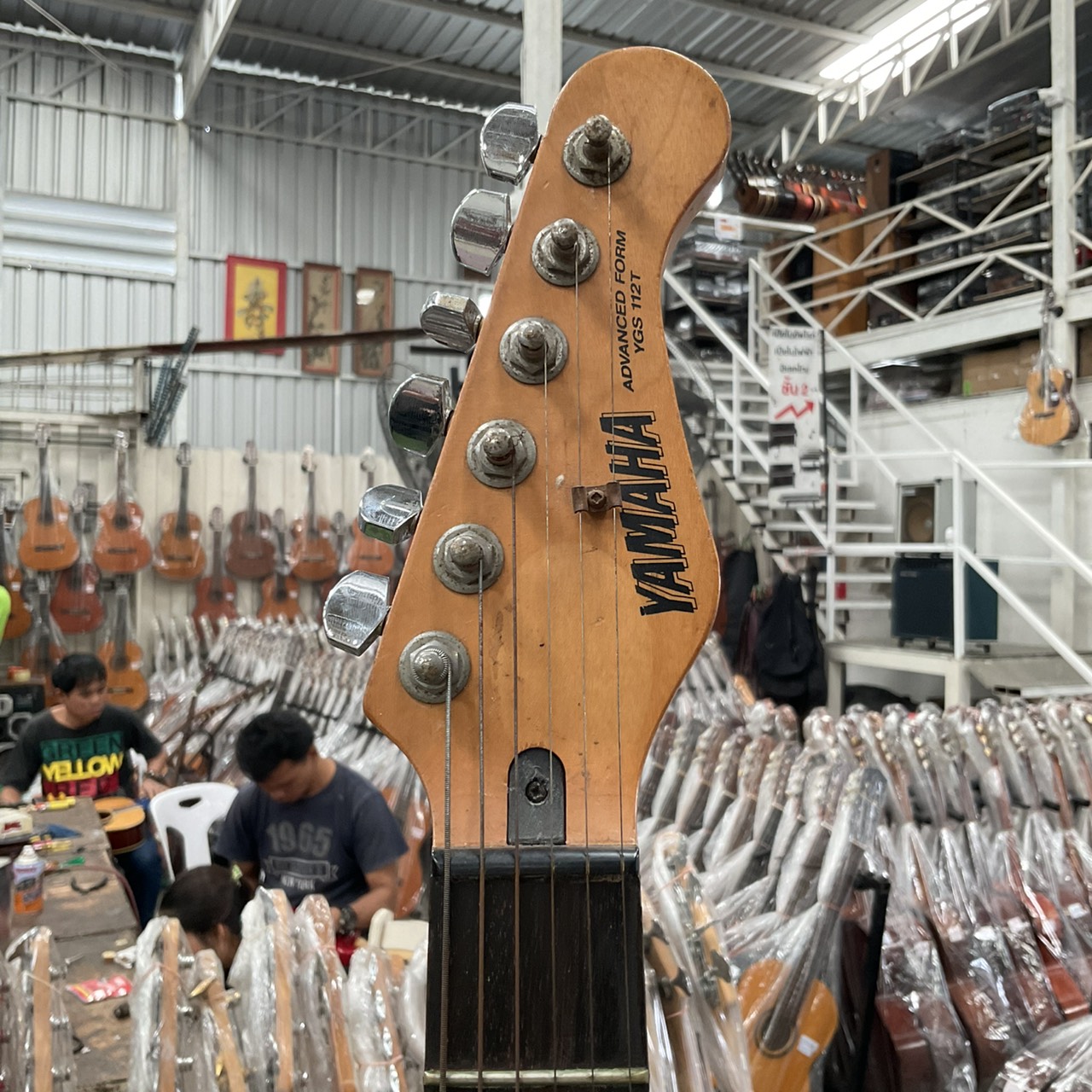 กีต้าร์ไฟฟ้า YAMAHA : YGS 112T