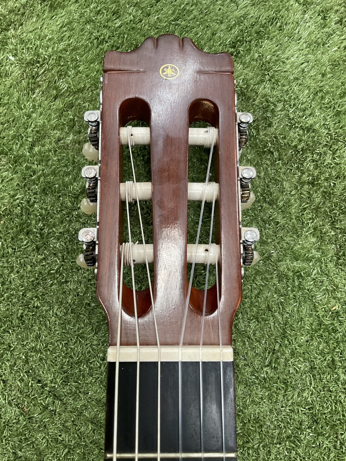 กีต้าร์คลาสสิค YAMAHA : C-200A