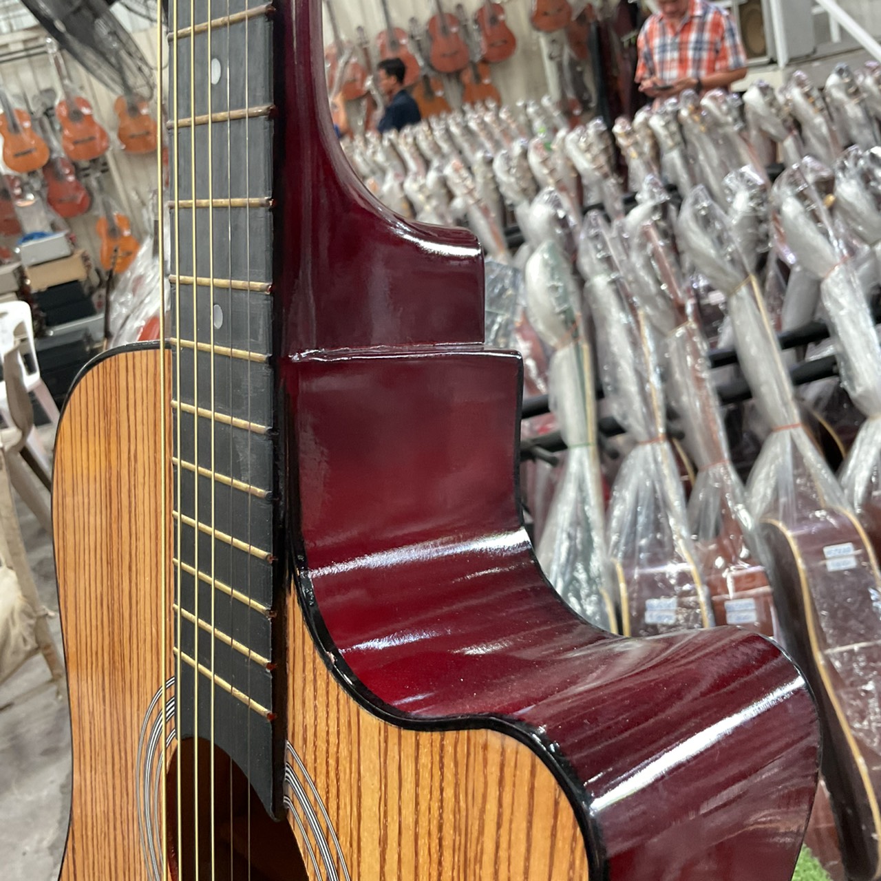 กีต้าร์โปร่ง Chelldee