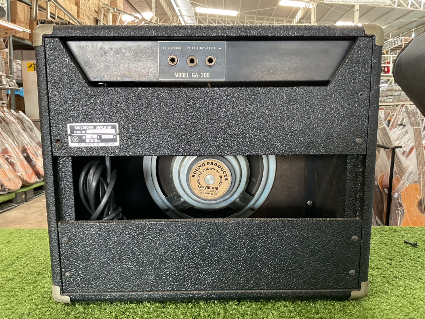 แอมป์กีต้าร์ GUYATONE : GA-200