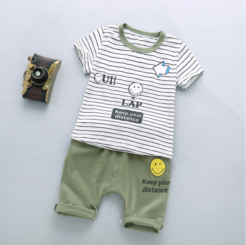 เสื้อยืดเด็กชายลายขวาง+ กางเกง
