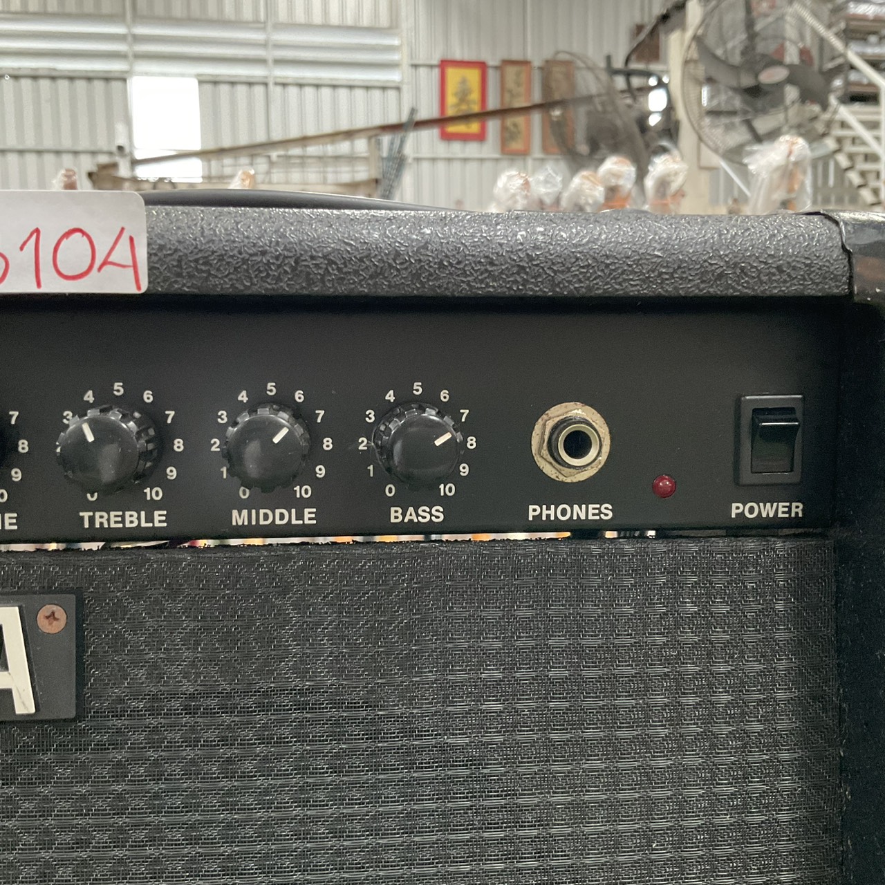 แอมป์กีต้าร์ YAMAHA : HY-10G III
