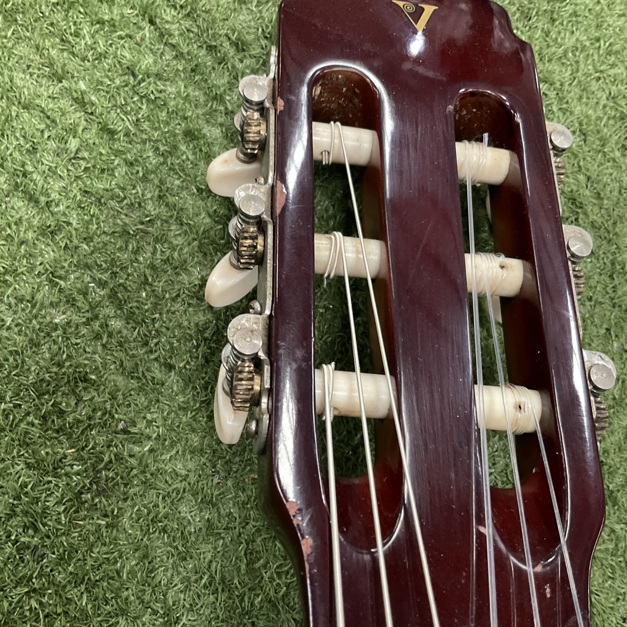 กีต้าร์คลาสสิค Valencia : CG-160