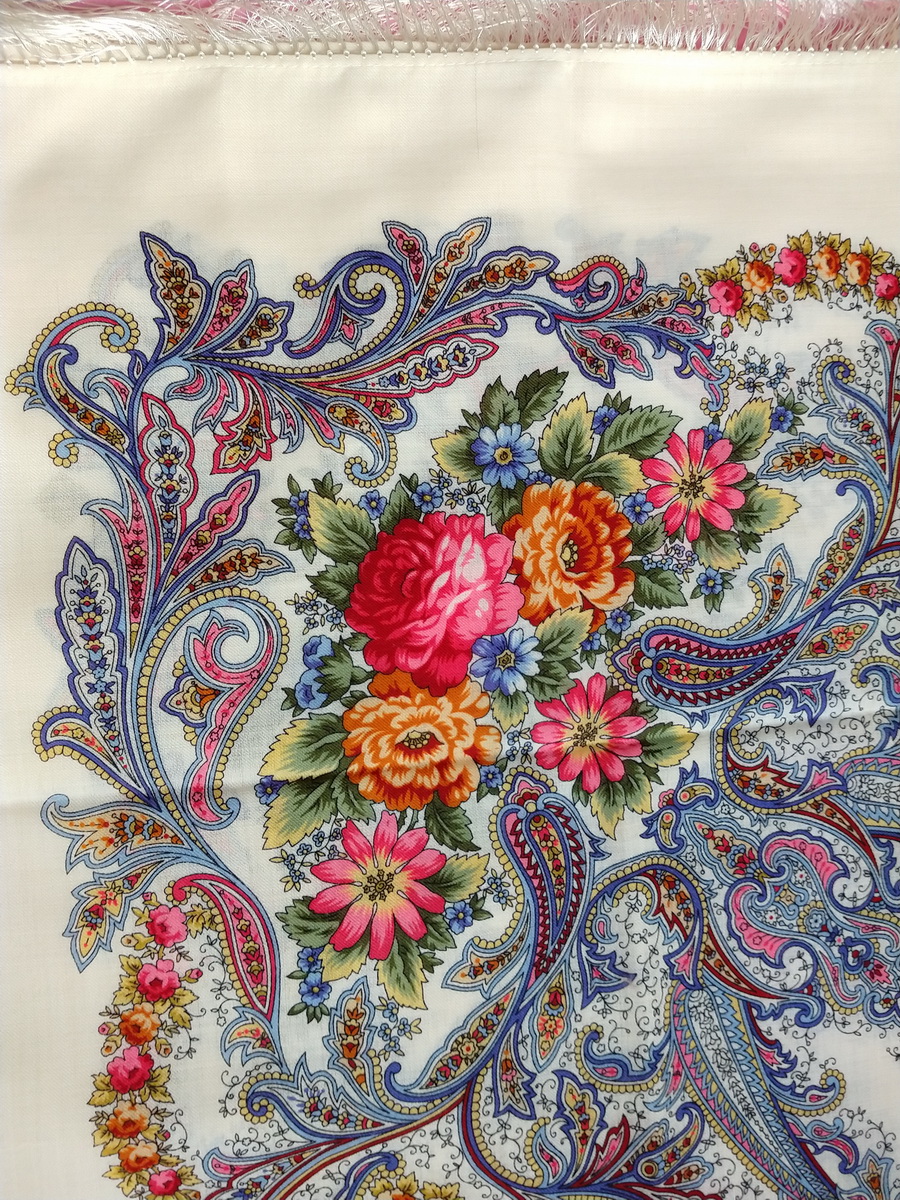ผ้าพันคอ/คลุมไหล่ขนสัตว์ (Wool Shawls) : From Russia With Love 5