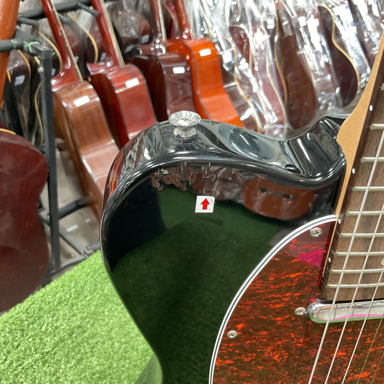 กีต้าร์ไฟฟ้า Legend