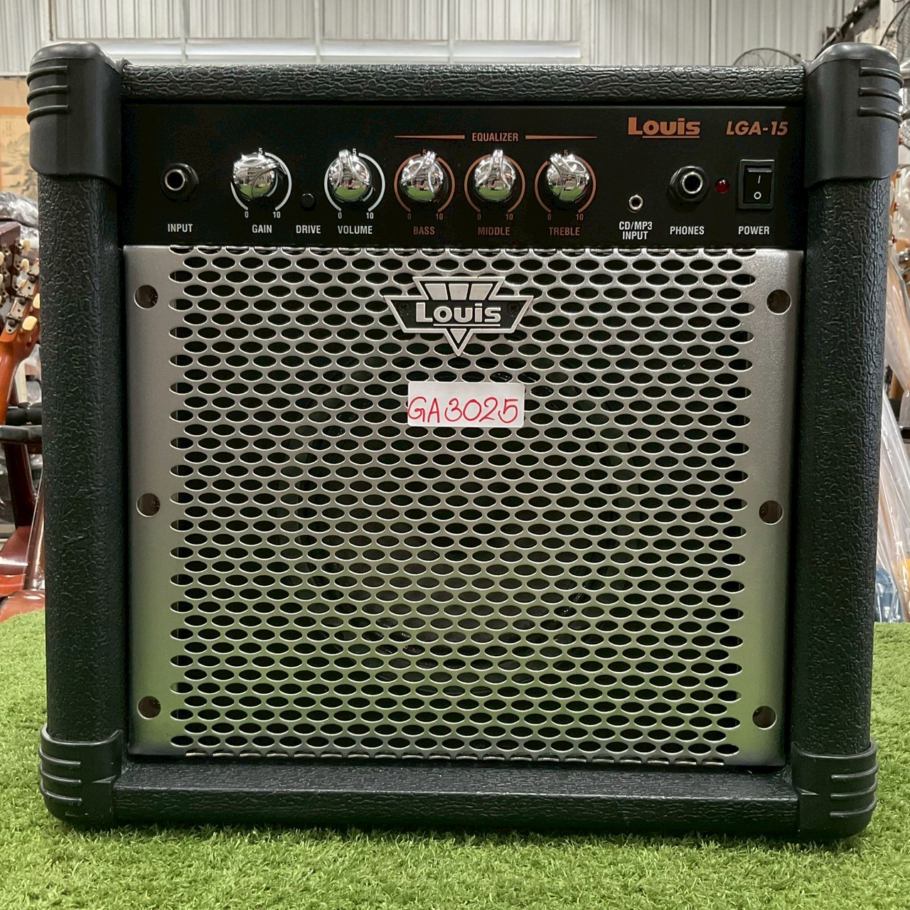 แอมป์กีต้าร์ Louis : LGA-15