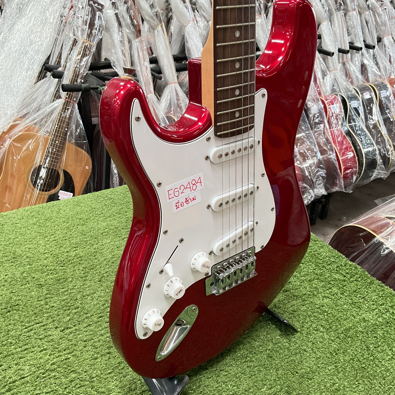 กีต้าร์ไฟฟ้า Giannini (สำหรับมือซ้าย)