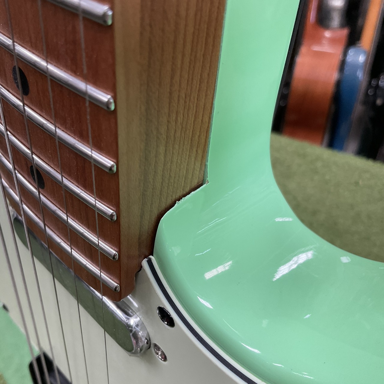 กีต้าร์ไฟฟ้า LUXARS(Gion) : S-G17PRO-SGR