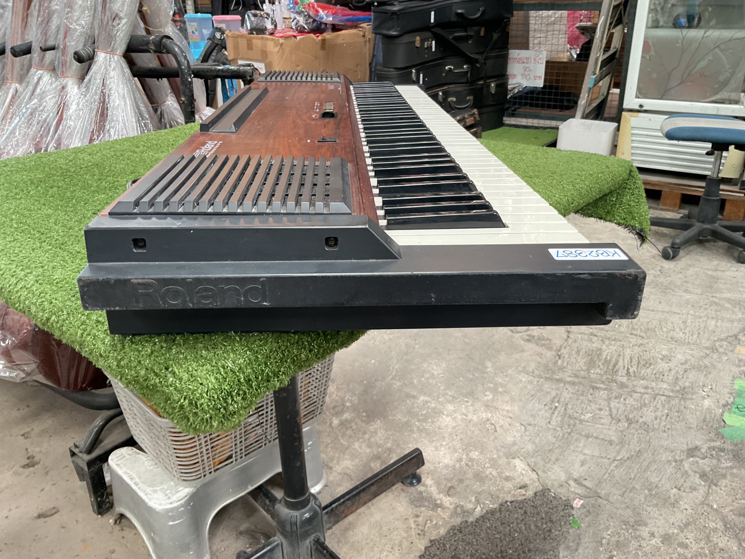 เปียโน Roland : HP-100