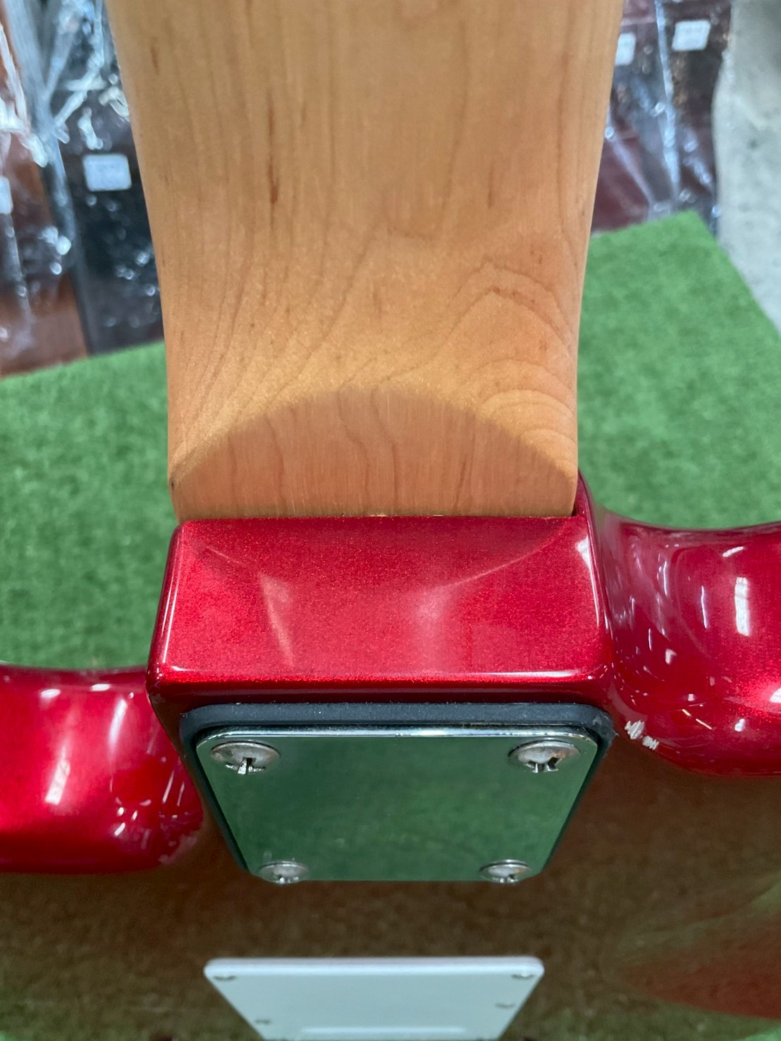 กีต้าร์ไฟฟ้า Legend