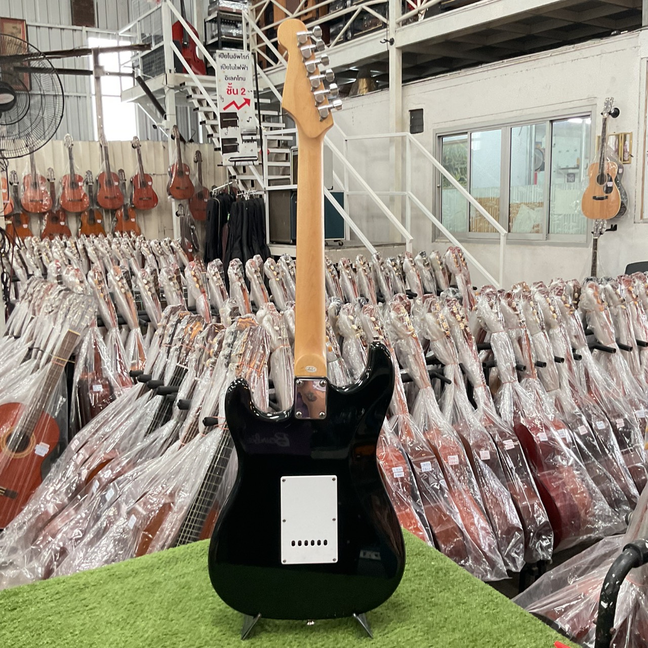 กีต้าร์ไฟฟ้า SELDER