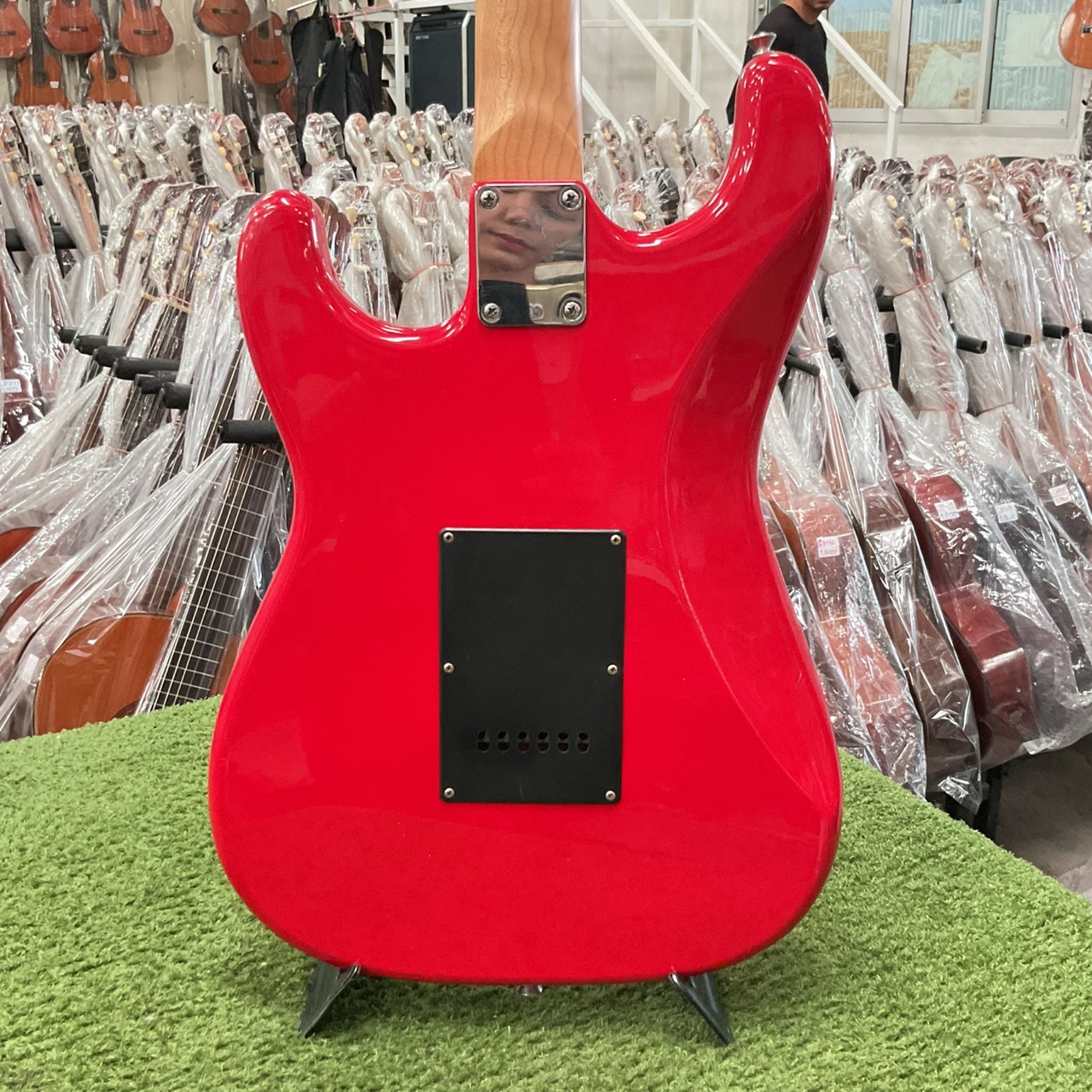 กีต้าร์ไฟฟ้า FORMESTAR