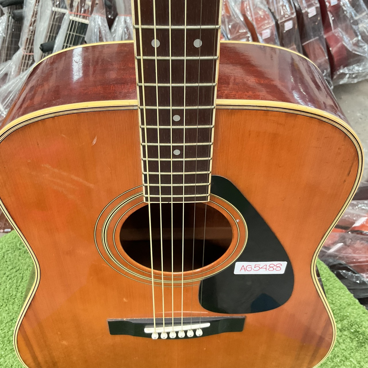 กีต้าร์โปร่ง YAMAHA : FG-200D