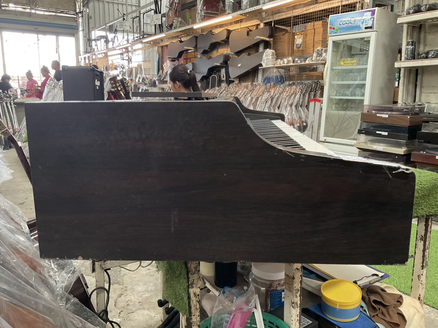 เปียโน YAMAHA : CLP-820 สินค้าไม่พร้อมใช้งาน (ต้องซ่อม)